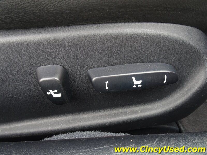Used 2010 Lexus IS 250C w/ Luxury Pkg RWD image 29
