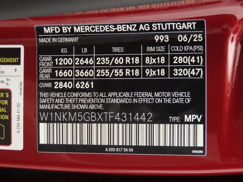 Certified 2026 Mercedes-Benz GLC 350e 4MATIC image 33
