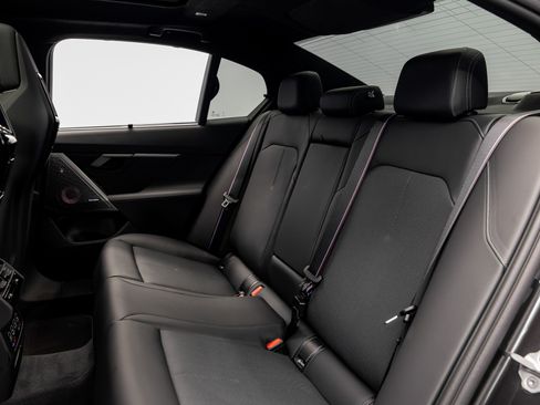 Used 2026 BMW M5 w/ Executive Package AWD/4WD image 36