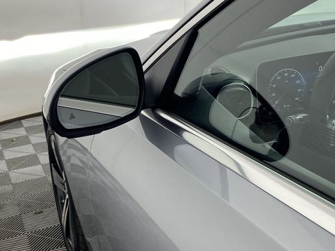 New 2025 Mercedes-Benz C 300 4MATIC Sedan image 22