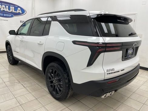 New 2026 Chevrolet Traverse LT image 19