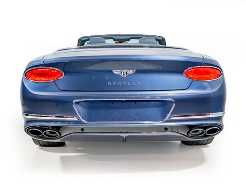 Used 2021 Bentley Continental GT AWD/4WD image 18