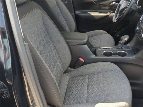 Used 2024 Chevrolet Equinox LT AWD/4WD image 19