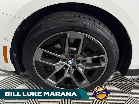 Used 2026 BMW 530i RWD image 10