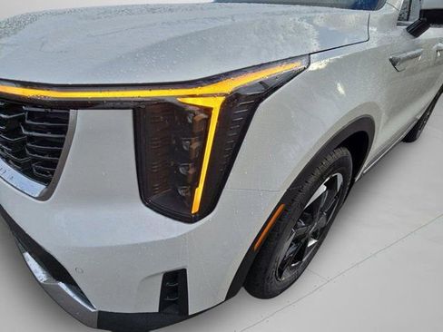 New 2026 Kia Sportage EX w/ EX Panorama Roof Package FWD image 43