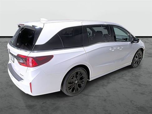 Used 2025 Honda Odyssey Sport-L image 4