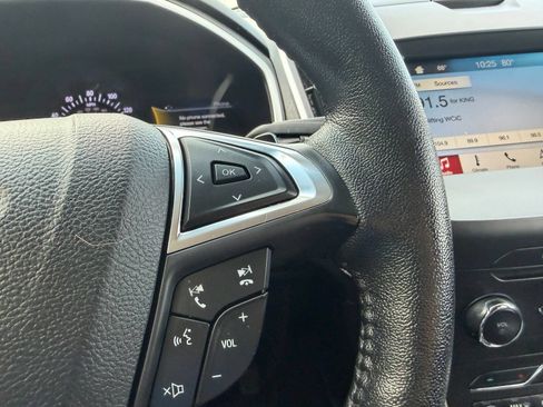 Used 2017 Ford Edge SEL w/ Equipment Group 201A FWD image 15