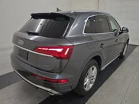 Used 2022 Audi Q5 2.0T Premium w/ Convenience Package AWD/4WD image 21