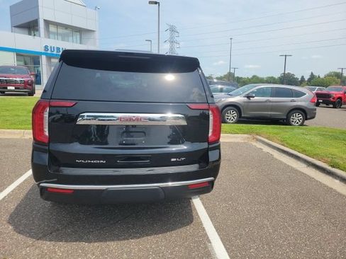 Used 2024 GMC Yukon SLT AWD/4WD image 4