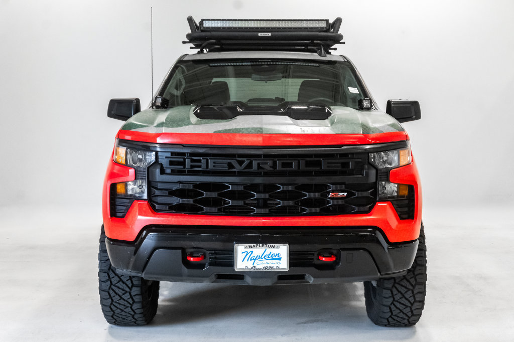 Used 2022 Chevrolet Silverado 1500 Custom Trail Boss AWD/4WD image 5