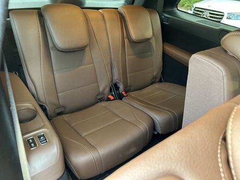Certified 2024 Mercedes-Benz GLS 450 4MATIC image 46