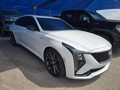 Used 2026 Cadillac CT5 V w/ Technology Package RWD image 2