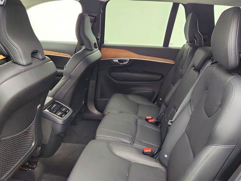 Used 2023 Volvo XC90 B6 Plus w/ Protection Package Premier AWD/4WD image 22