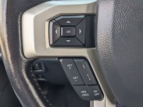 Used 2022 Ford F250 Lariat w/ Lariat Ultimate Package AWD/4WD image 24