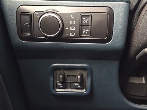 Used 2025 Ford Maverick XL w/ 4K Tow Package image 25