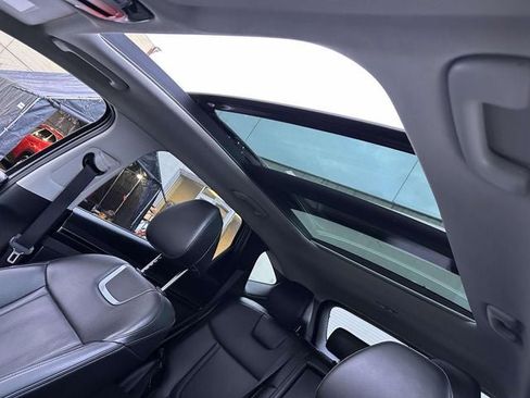 Used 2022 Hyundai Tucson Limited image 16