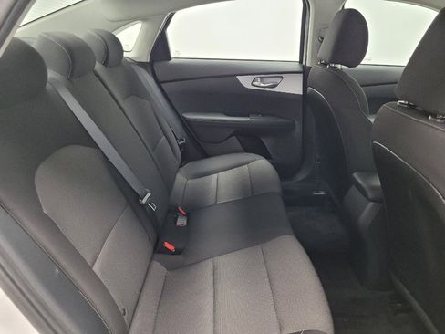 Used 2023 Kia Forte LXS w/ LXS Technology Package FWD image 19