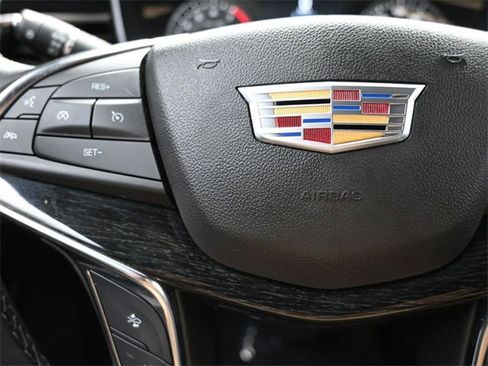 Used 2022 Cadillac XT5 Premium Luxury image 26