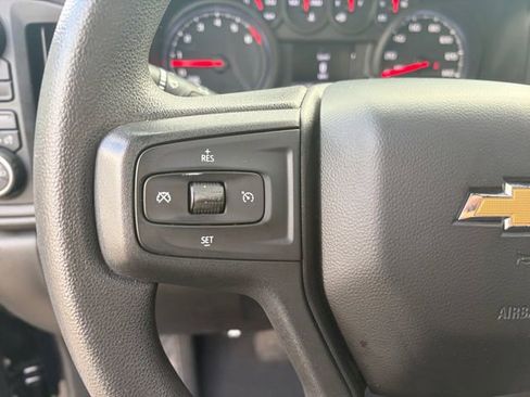 Used 2022 Chevrolet Silverado 2500 Custom w/ Custom Value Package AWD/4WD image 6