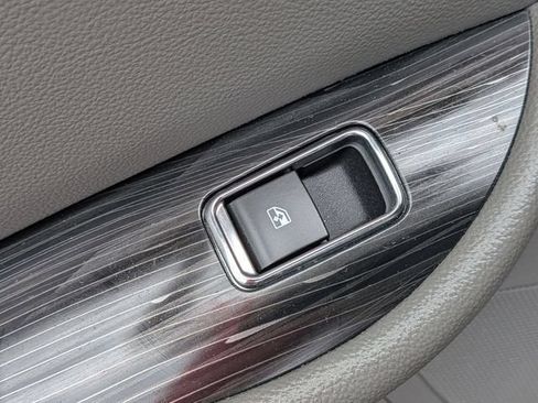Used 2019 Chevrolet Impala LS FWD image 29