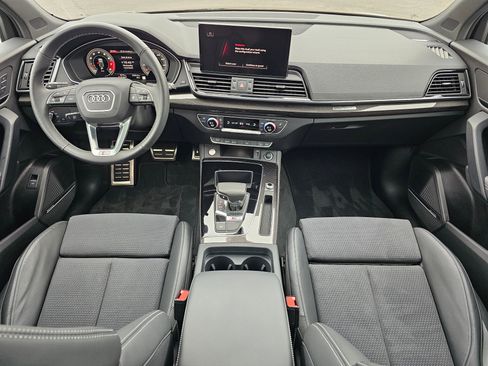 Certified 2025 Audi SQ5 Premium Plus w/ Premium Plus Package image 11