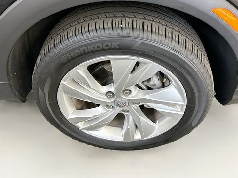 Used 2025 Buick Encore GX Preferred image 11