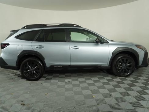 Certified 2024 Subaru Outback Onyx Edition XT AWD/4WD image 8