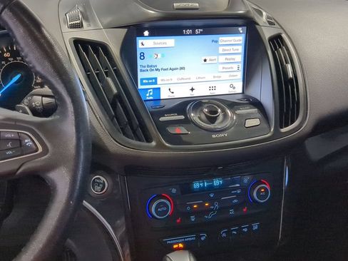 Used 2017 Ford Escape Titanium w/ Equipment Group 301A AWD/4WD image 28