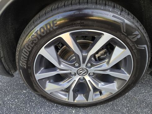 Certified 2023 Acura MDX FWD w/ Technology Package image 14