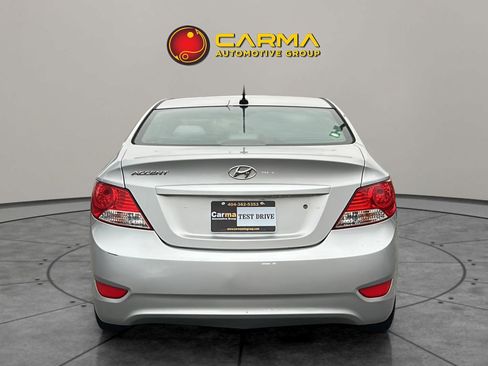 Used 2012 Hyundai Accent GLS image 6