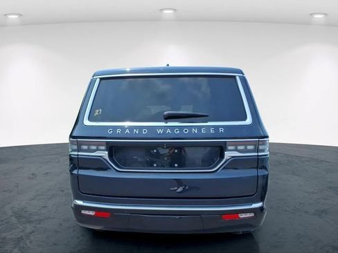 Used 2025 Jeep Grand Wagoneer 4WD image 12