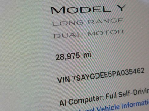 Used 2023 Tesla Model Y Long Range AWD/4WD image 25