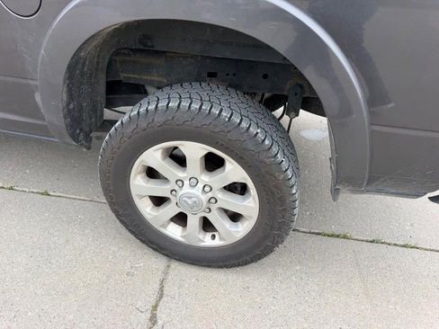 Used 2019 RAM 2500 Laramie AWD/4WD image 6