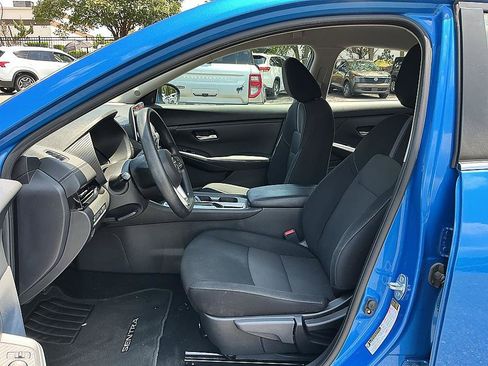 Used 2023 Nissan Sentra SV FWD image 12
