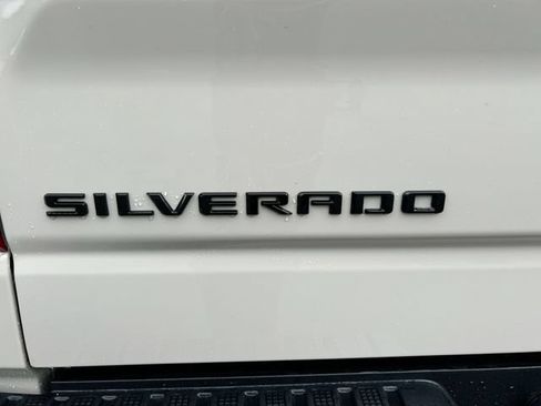 New 2026 Chevrolet Silverado 1500 Custom Trail Boss w/ LPO, Dark Essentials Package AWD/4WD image 30