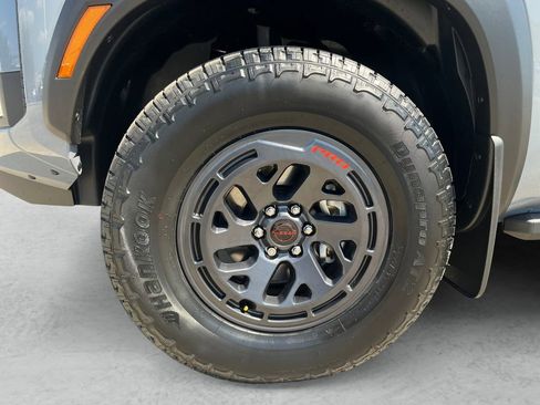 New 2026 Nissan Frontier PRO-4X w/ Pro-4x Convenience Package image 23
