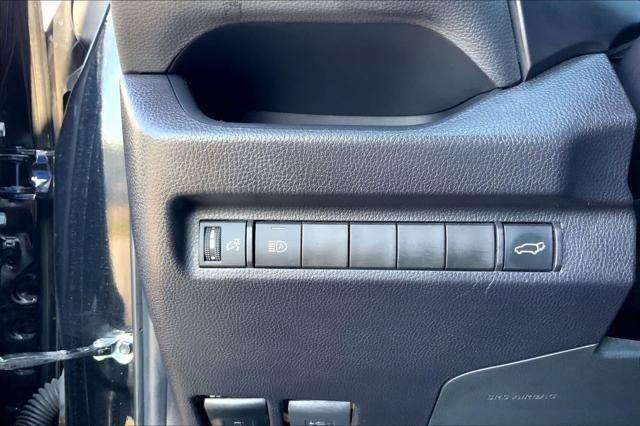 Certified 2025 Toyota RAV4 XLE w/ Convenience Package FWD image 33