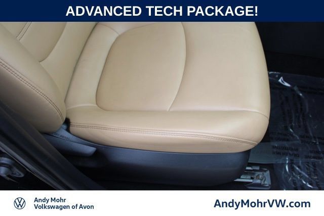 Used 2019 Toyota RAV4 Limited w/ Advanced Technology Package AWD/4WD image 21