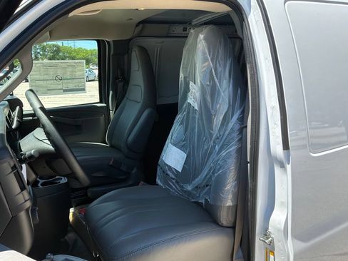 New 2026 GMC Savana 2500 Extended w/ Safety Package RWD image 44