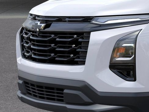 New 2027 Chevrolet Equinox LT w/ Convenience Package II FWD image 13