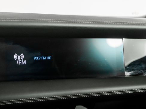 Used 2025 Porsche Taycan Turbo w/ Premium Package image 39