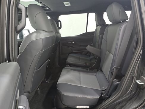 Used 2025 Lexus GX 550 w/ Cold Area Package AWD/4WD image 8