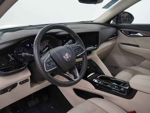 Used 2023 Buick Envision Avenir image 27