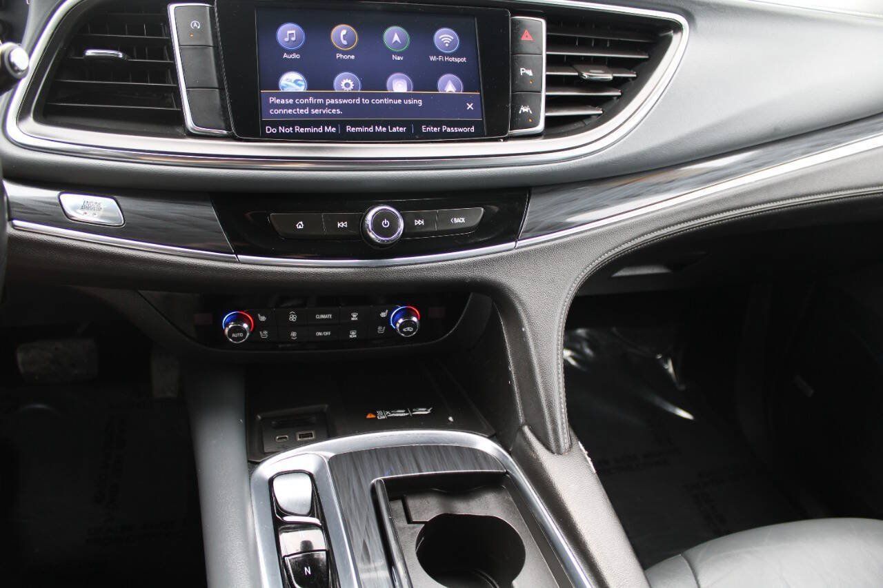 Used 2022 Buick Enclave Premium FWD image 9