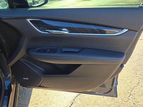 Used 2020 Cadillac XT6 Premium Luxury image 8