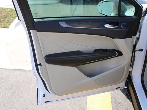 Used 2019 Lincoln MKC Reserve image 67