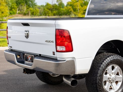 Used 2015 RAM 2500 Tradesman w/ Chrome Appearance Group AWD/4WD image 37