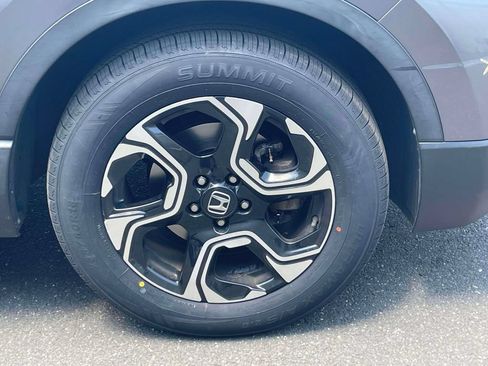 Used 2018 Honda CR-V Touring image 4