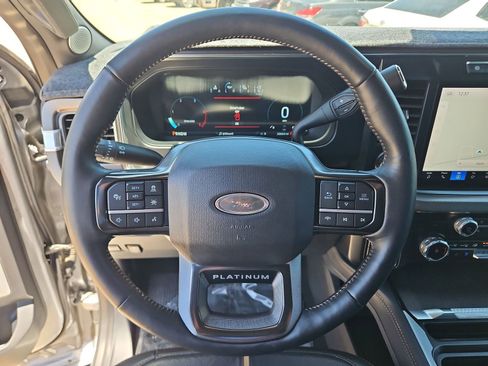 Certified 2024 Ford F350 Platinum w/ FX4 Off-Road Package AWD/4WD image 23