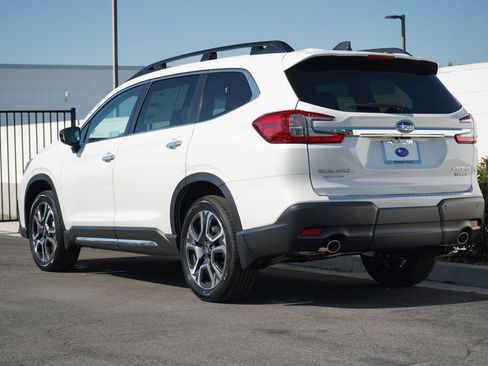 New 2026 Subaru Ascent Touring w/ Popular Package #1 AWD/4WD image 3